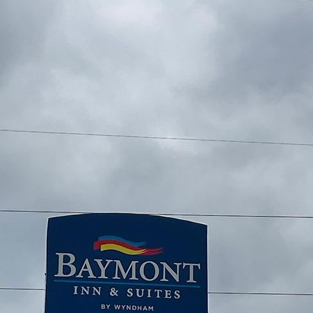 Hotel Baymont By Wyndham Ames Exteriér fotografie