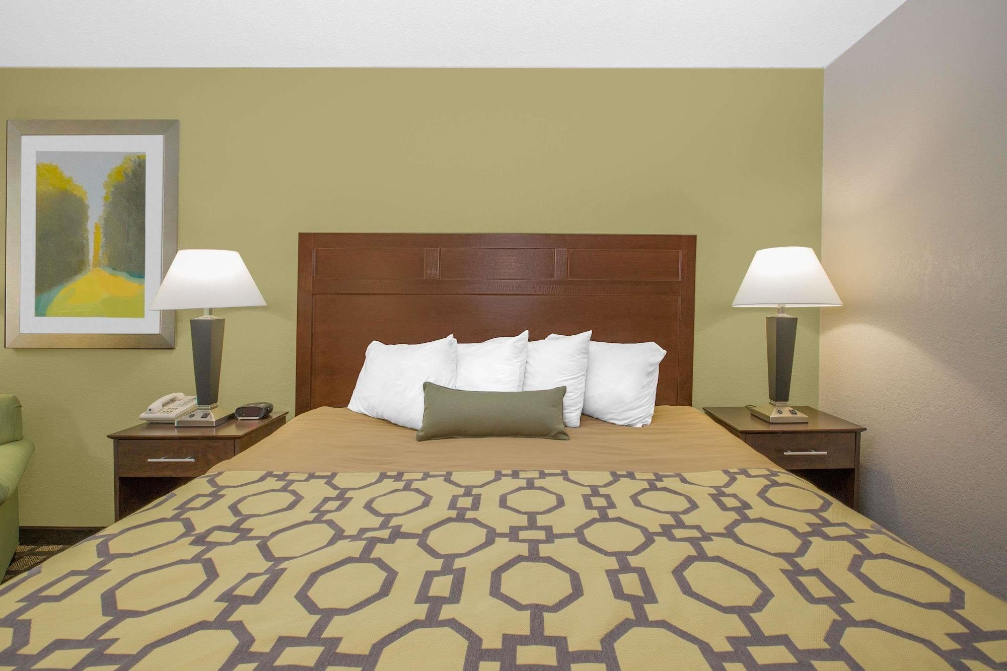 Hotel Baymont By Wyndham Ames Exteriér fotografie